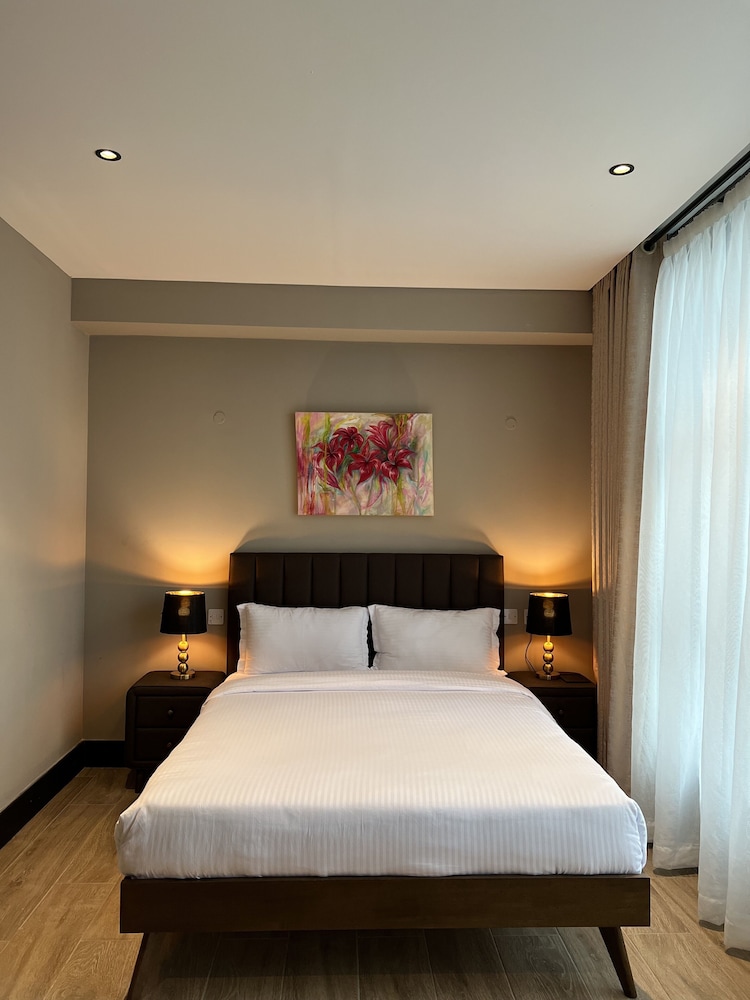Luxury Room - Photo 5