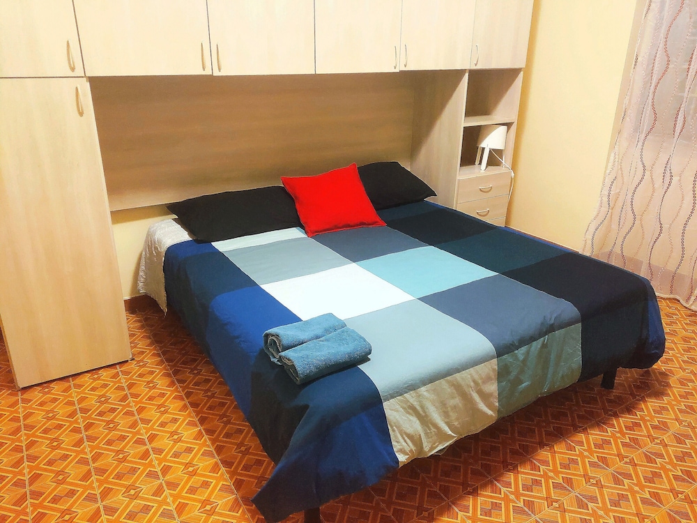 Deluxe Room, 1 Bedroom, Non Smoking (3) photo 2