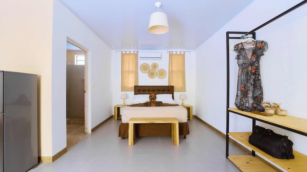 Standard Room, 1 Queen Bed, Accessible, Non Smoking