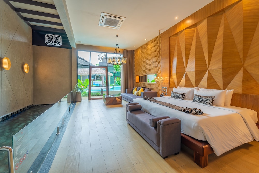 Deluxe Pool Villa with Pool Access - Photo 23