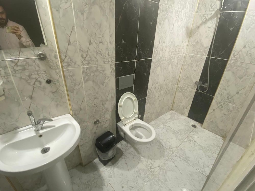 Basic Triple Room