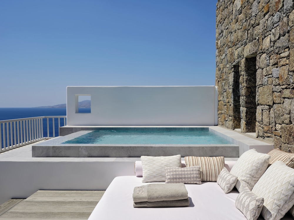 DELTA Room with Private Pool & Sea View photo 2