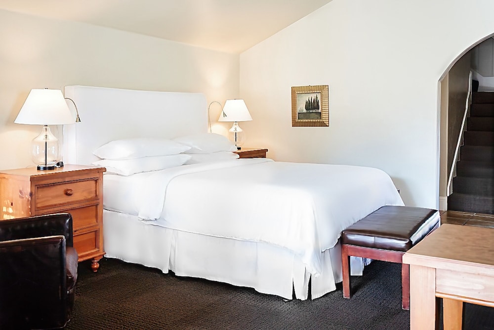 Suite, Multiple Beds photo 3