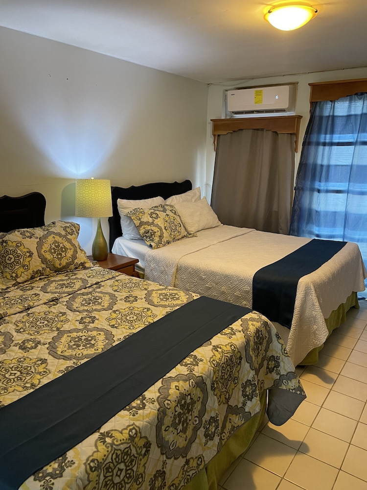 Basic Room photo 3