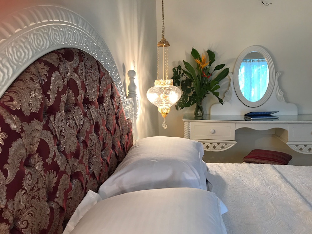 Standard Room With Garden View