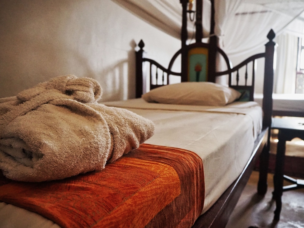 Standard Twin Room, 2 Twin Beds - Photo 3