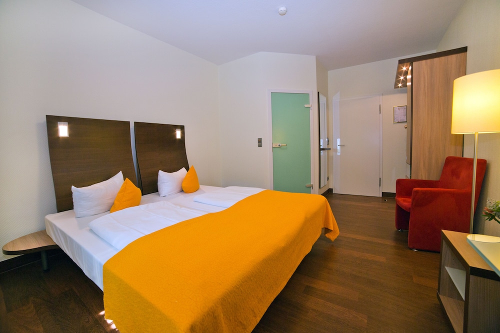Standard Double Room - Photo 3