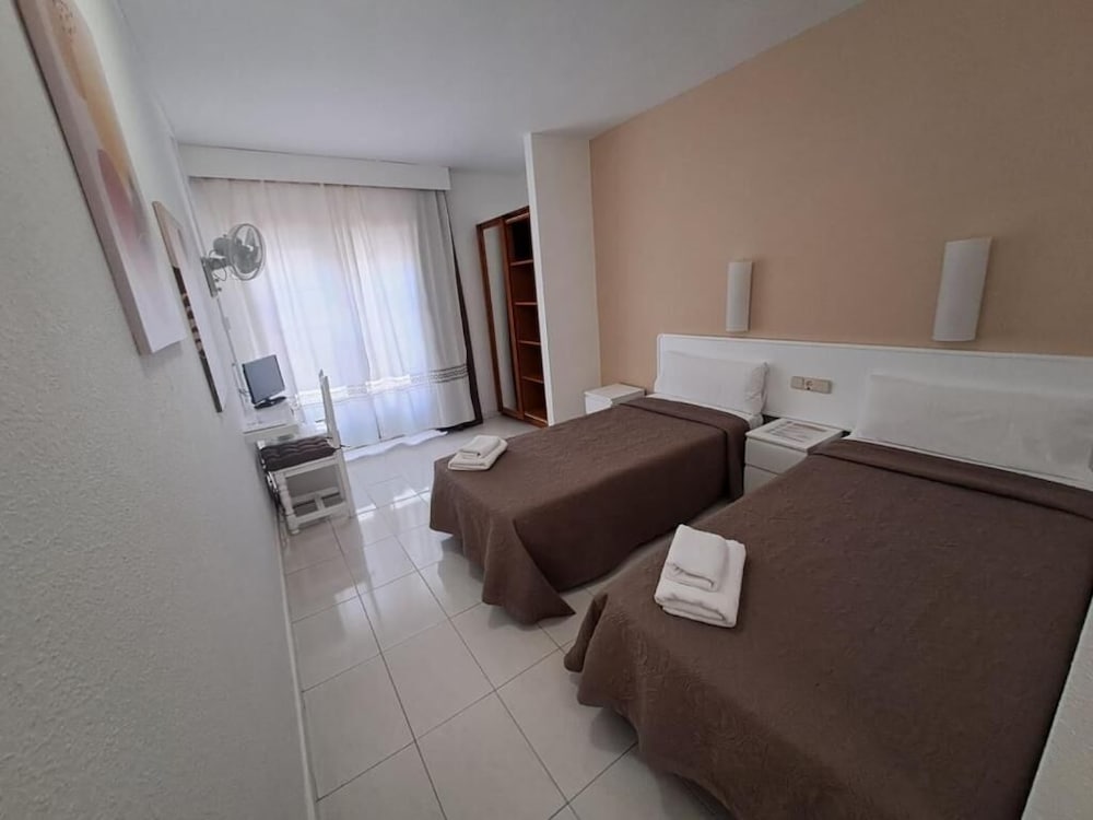 Habitación Doble o con Dos Camas