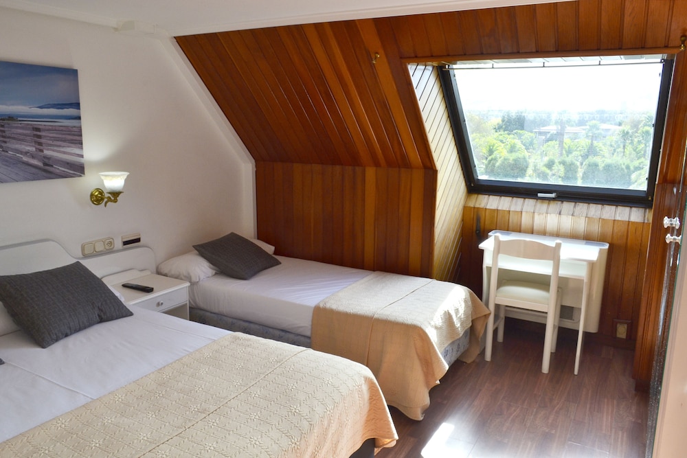 Triple Room - Photo 7