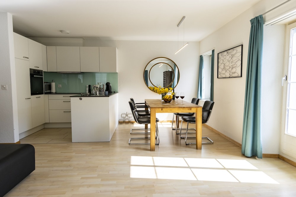 Deluxe Suite, 1 Bedroom, Balcony photo 2