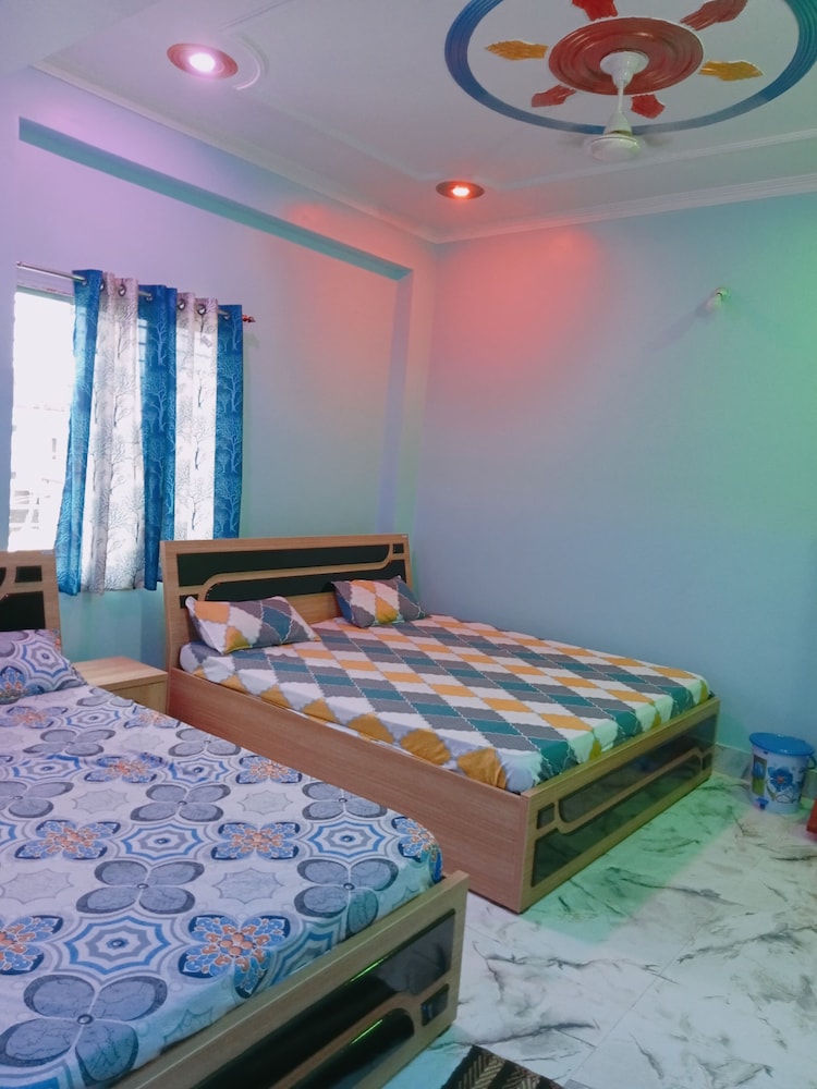 Double Room, Balcony, City View photo 1