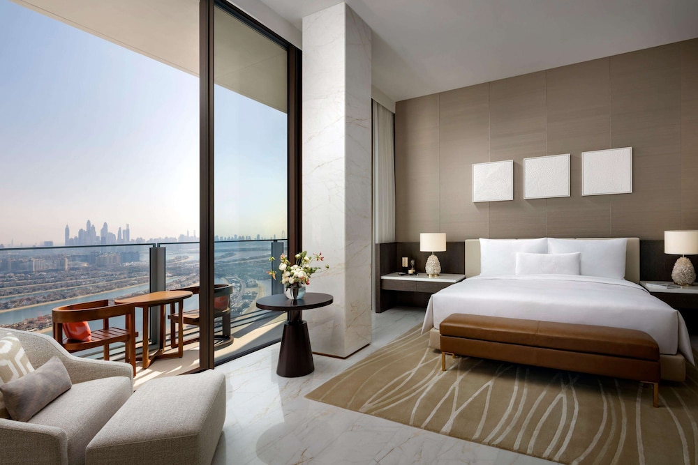 Panoramic Penthouse