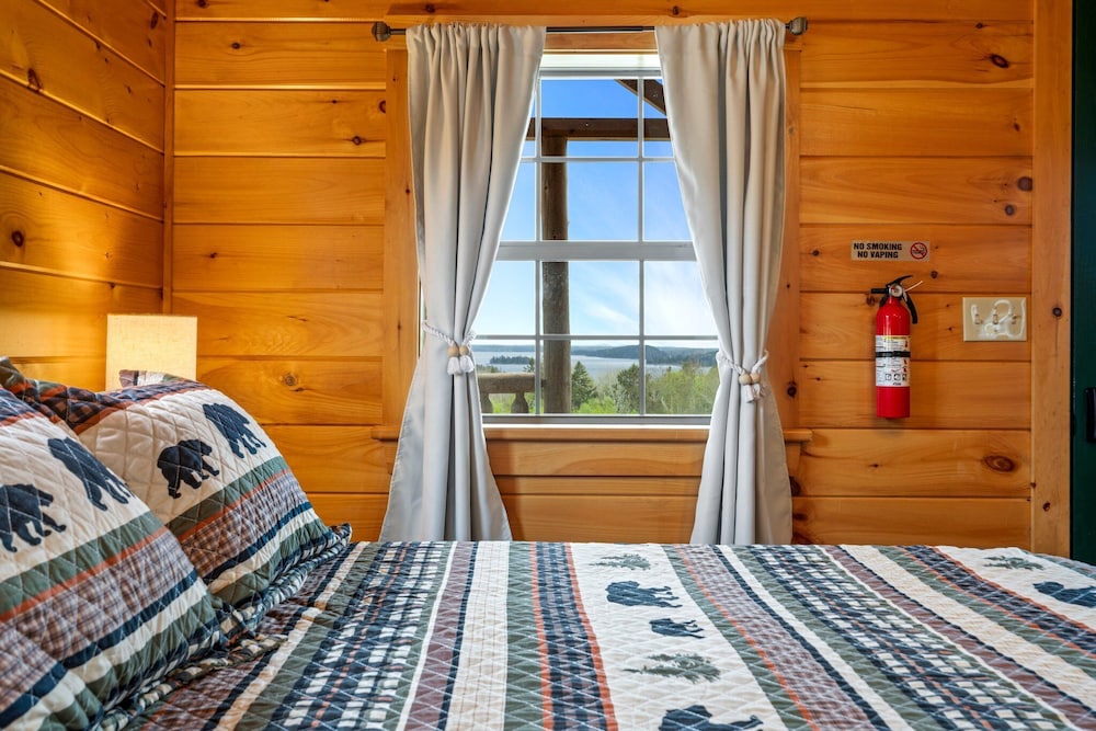 Economy Cabin, Ocean View  (Pet-Friendly)