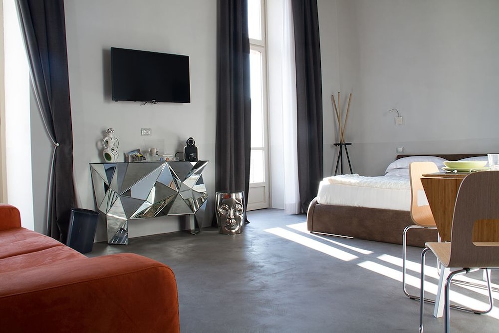 Panoramic Studio Suite (Madama) photo 1