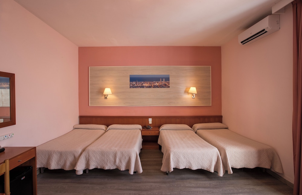 City Quadruple Room