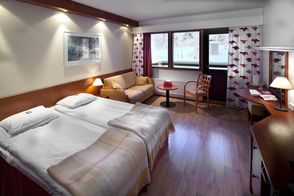 Twin room with sofabed - Photo 2