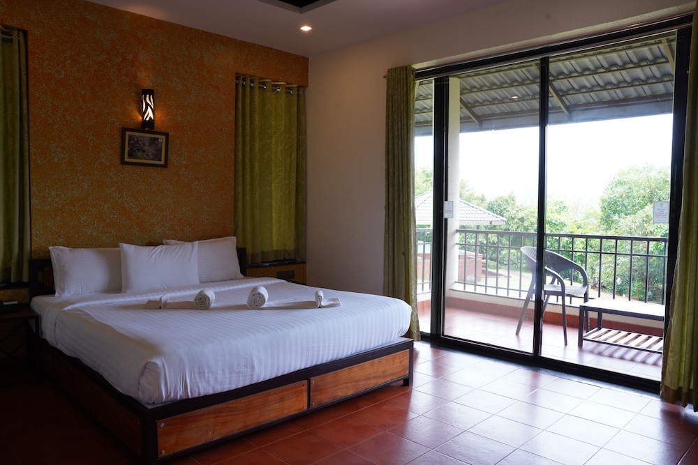 Deluxe Room - Photo 1