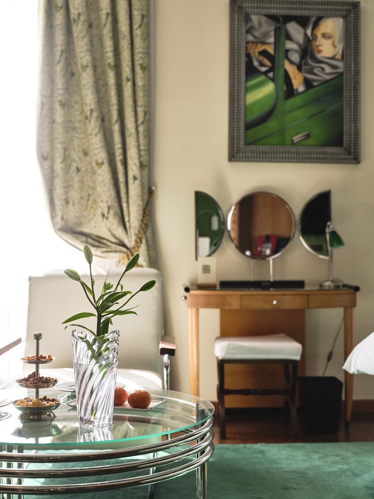 Junior Suite - Photo 11
