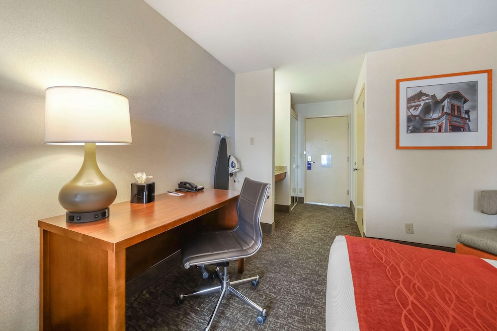 Room, 2 Queen Beds, Accessible, Non Smoking - Photo 3