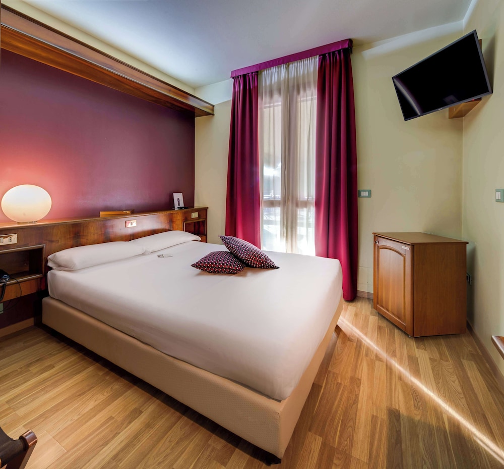 Standard Double Room, 1 Large Twin Bed photo 2
