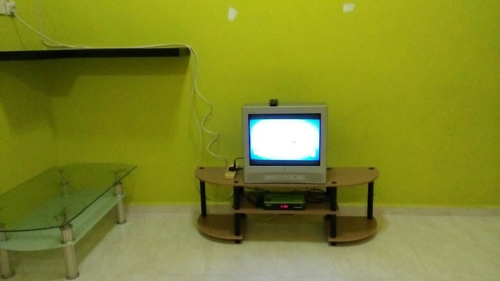 House, 3 Bedrooms photo 2
