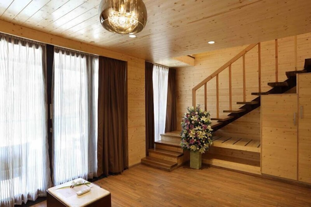 Family Suite, Lake View