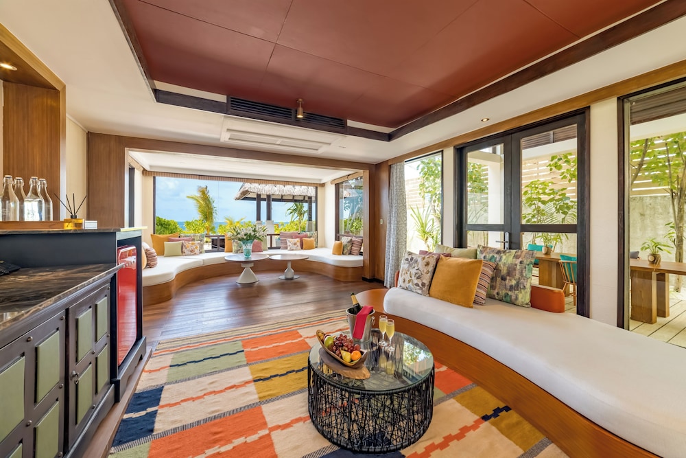 Sunset Earth Pool RESERVE - 3 Bedroom - Photo 6