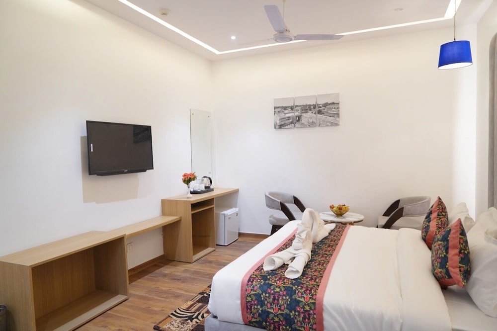 Luxury Room, Non Smoking - Photo 3