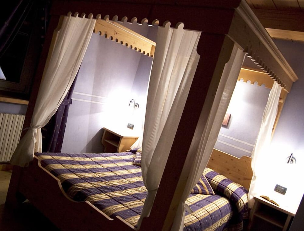 Apartment, 2 Bedrooms, Balcony