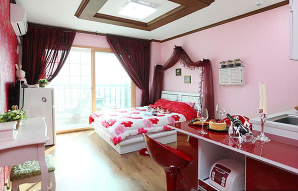 Standard Room photo 3