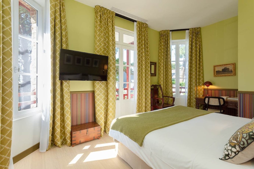 Suite, Balcony (Alphonse Daudet) photo 2