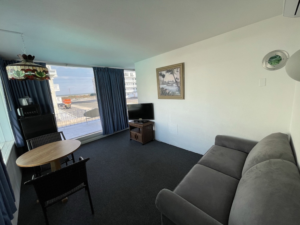 Deluxe Room, 1 Queen Bed with Sofa bed, Sea View