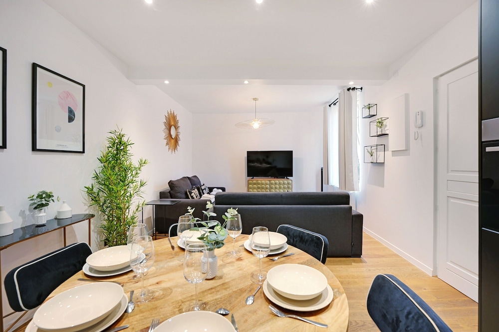 Apartment photo 3