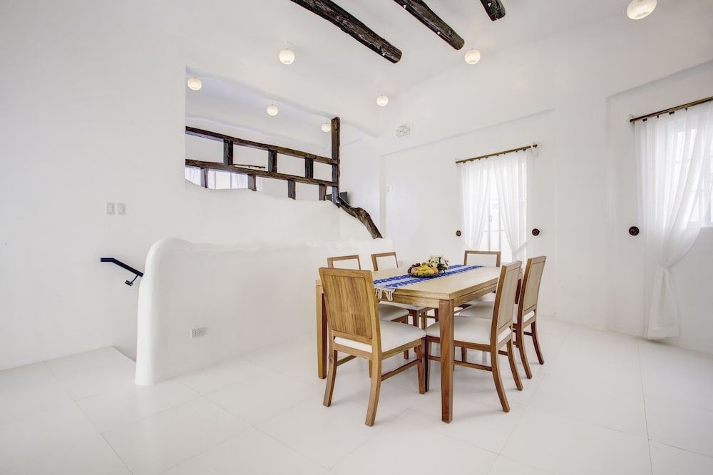 2 Bedroom Villa photo 3