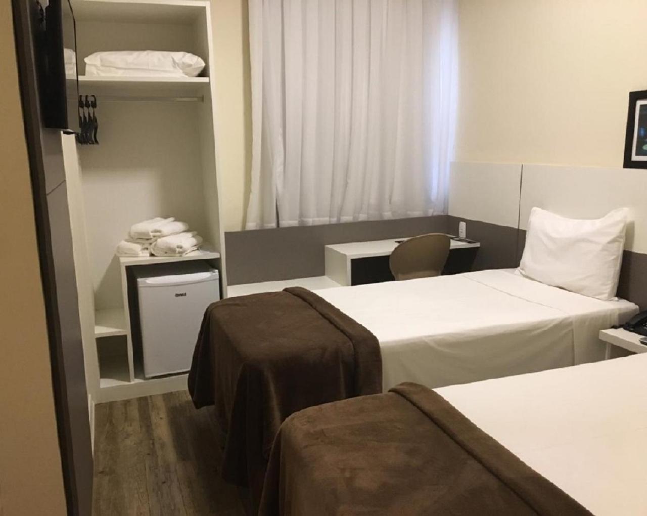 Quarto Standard com 2 Camas de Solteiro