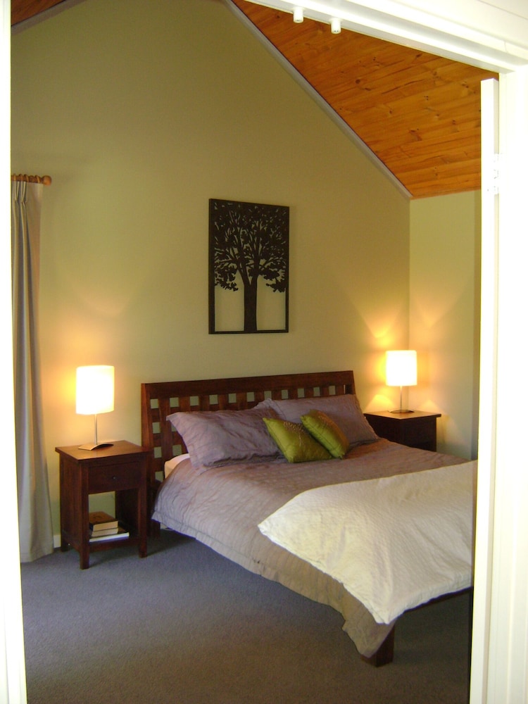 Premium Chalet, 1 Queen Bed, Valley View