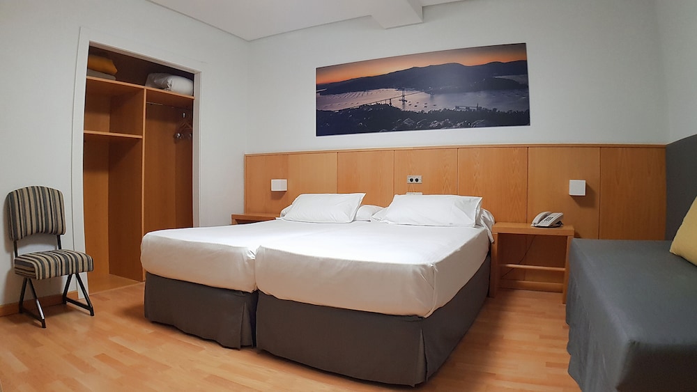 Triple Room photo 2