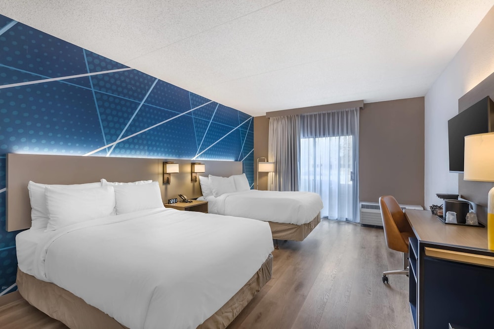 Room, 2 Queen Beds, Accessible, Non Smoking