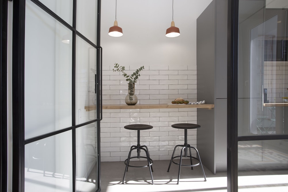 Apartment, 3 Bedrooms, Terrace (Parque Central XVII) thumbnail 6
