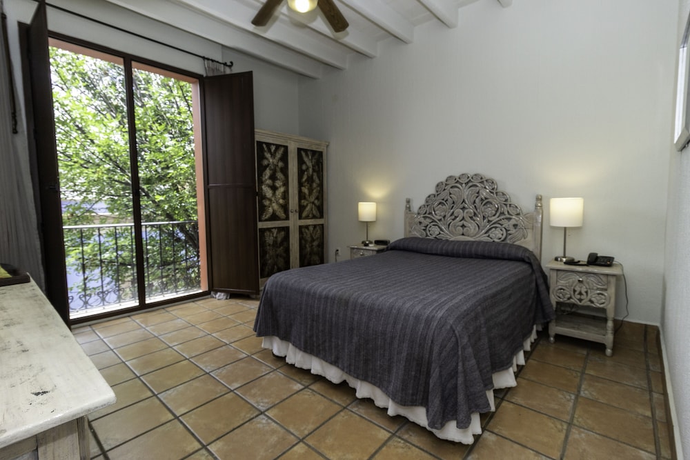 Standard Room, 1 Double Bed, City View - Photo 6