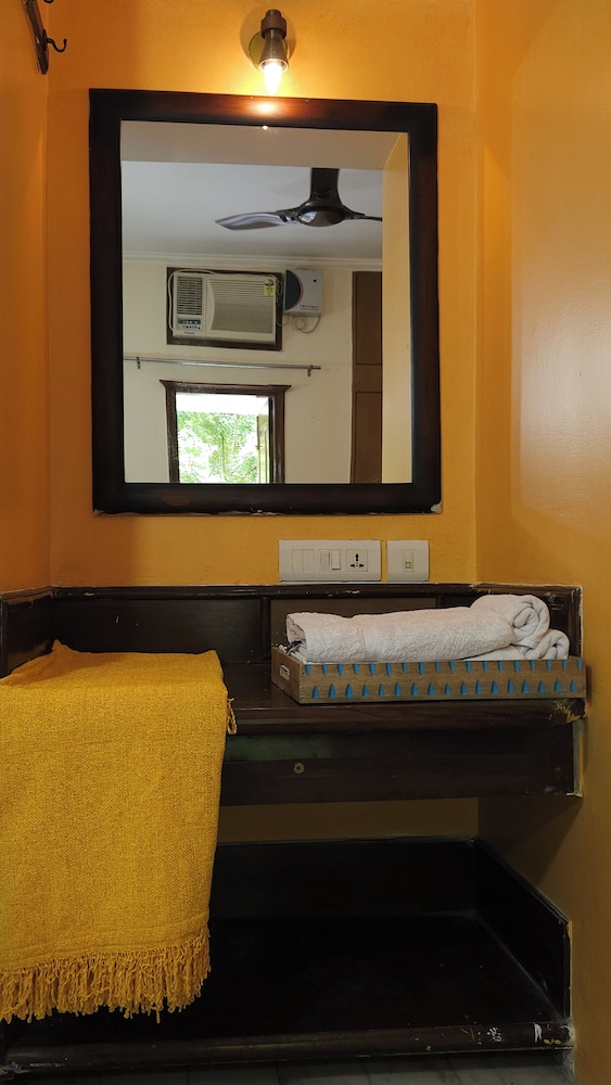 Executive Twin Room, 1 Bedroom, Balcony, City View, photo 6