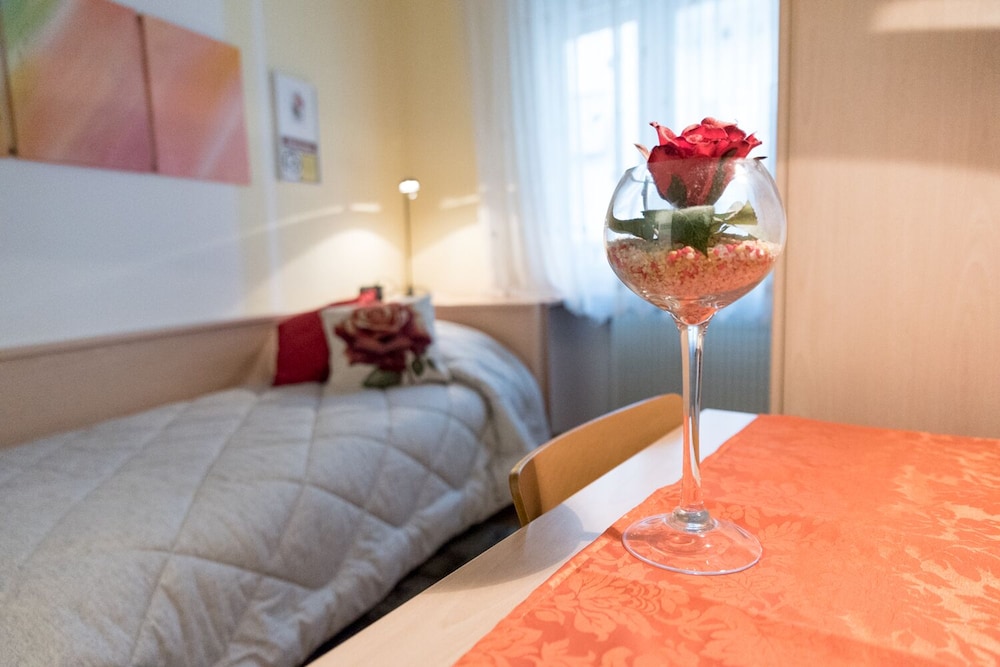 Classic Single Room, Courtyard View photo 1