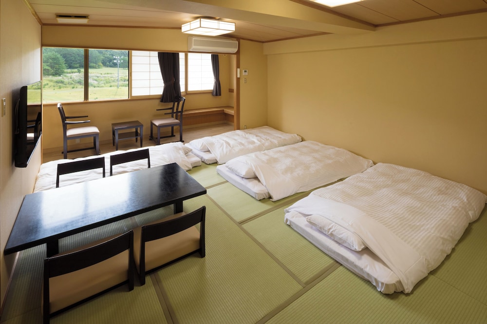 Family Room (2 Semidouble Beds and 3 Japanese Futons), Non Smoking photo 2