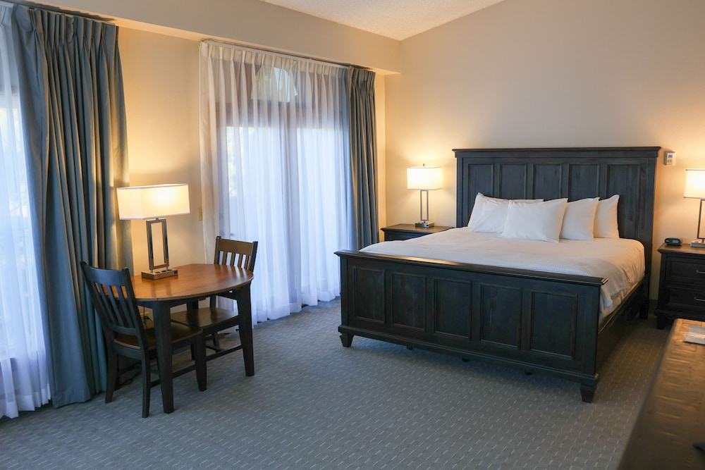 Standard Room, Golf View - Photo 1