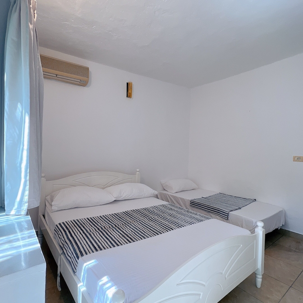 Comfort Triple Room photo 2