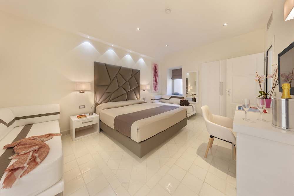 Junior Suite (for 3 people)