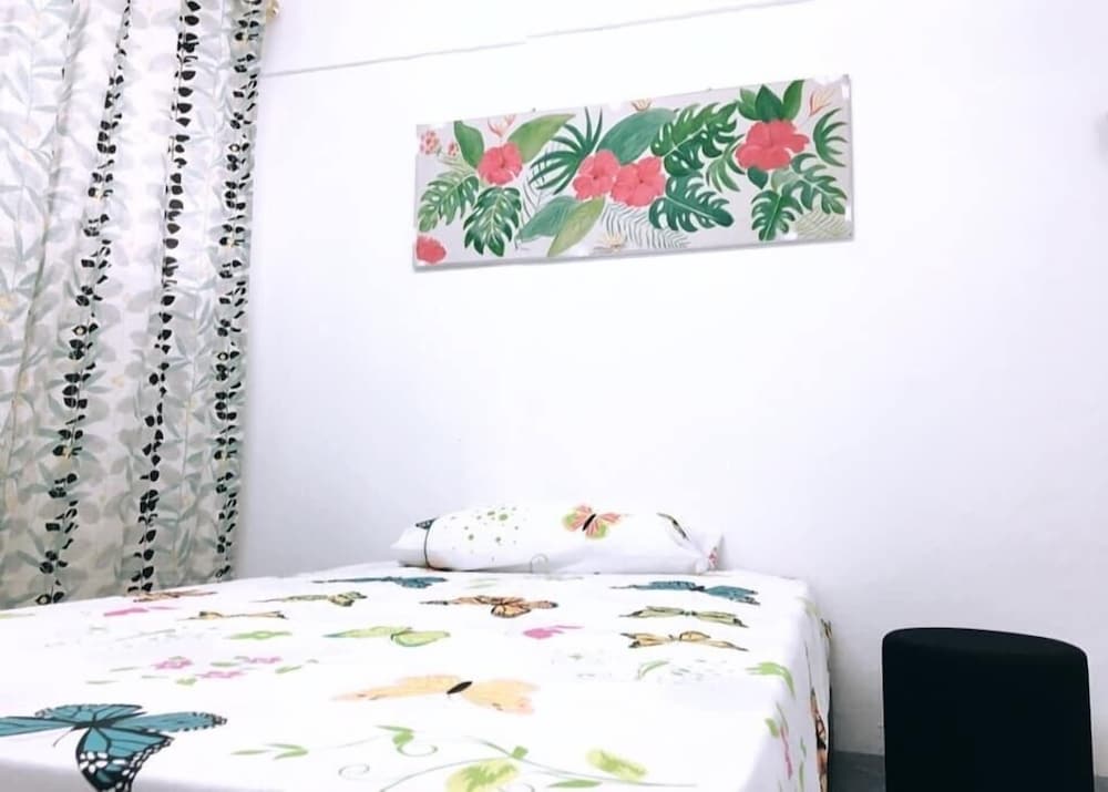 Double Room, Shared Bathroom photo 1
