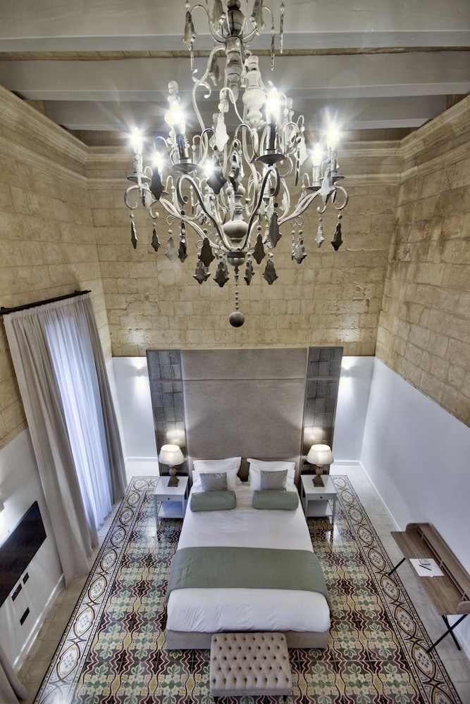 Grand Suite, 1 King Bed with Sofa bed