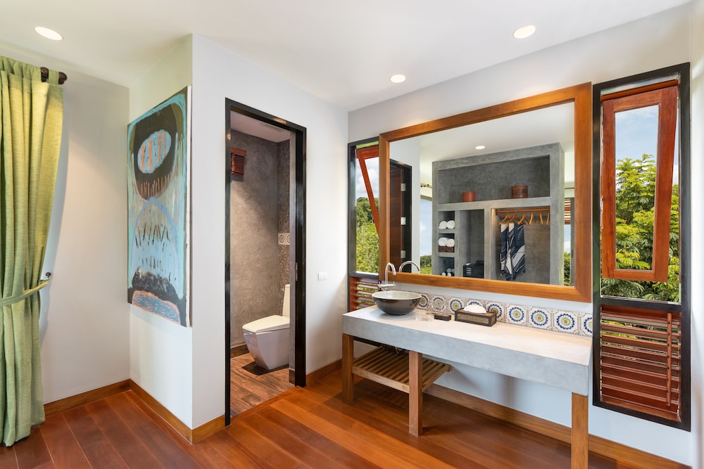 SEAVIEW JACUZZI VILLA-YAT PETCH - Photo 11