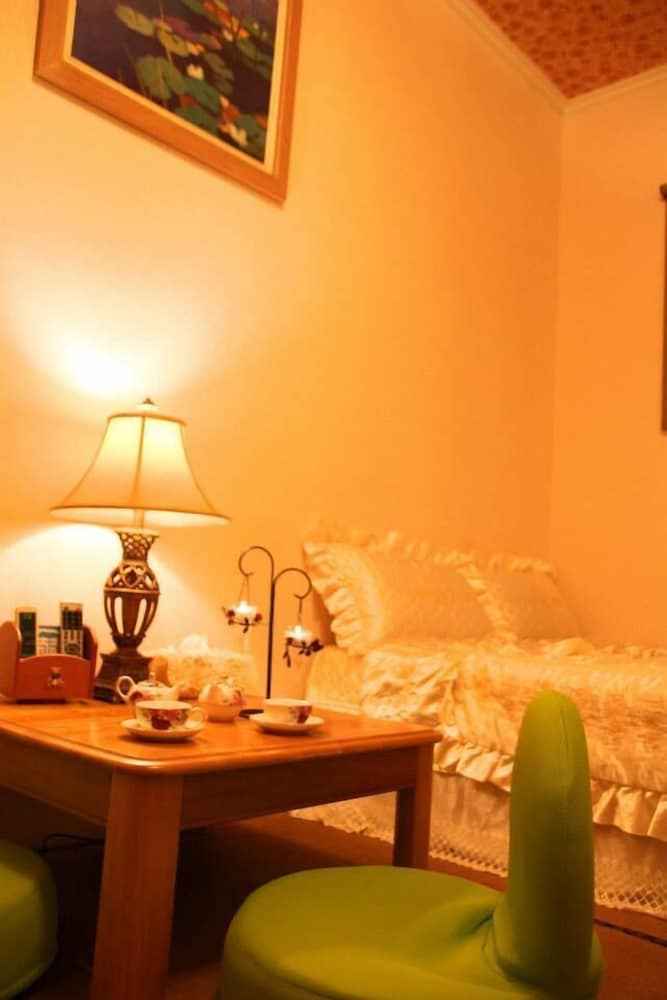 Quadruple Room (Warm) photo 2